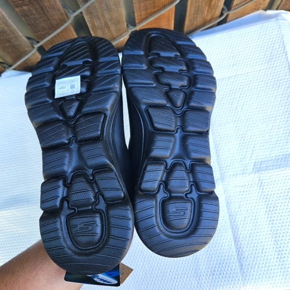 Skechers Women's Sneakers Size 6 - Picture 16 of 16